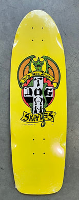 Dogtown Skates Red Dog Model in yellow
